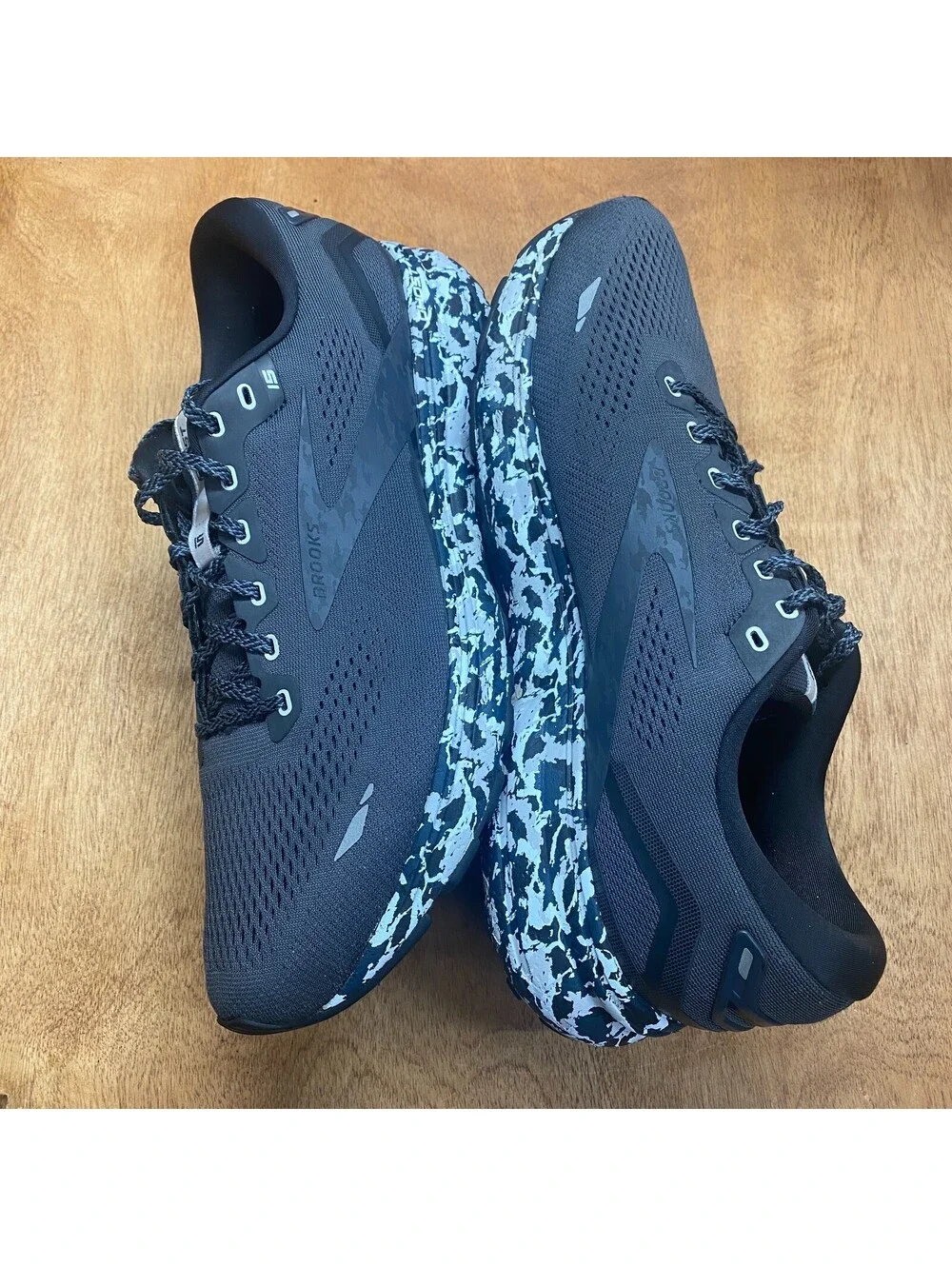 Brooks Ghost 15 Mens Sz 11.5 D Running Shoes Black Ebony Oyster Camo 1103931D004
